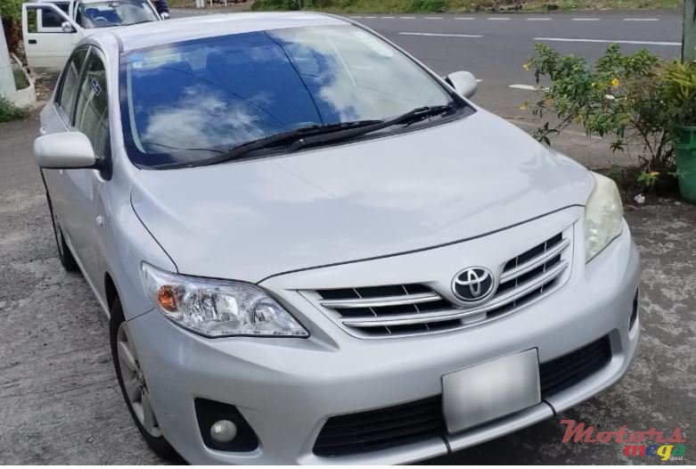 2012' Toyota Corolla photo #2