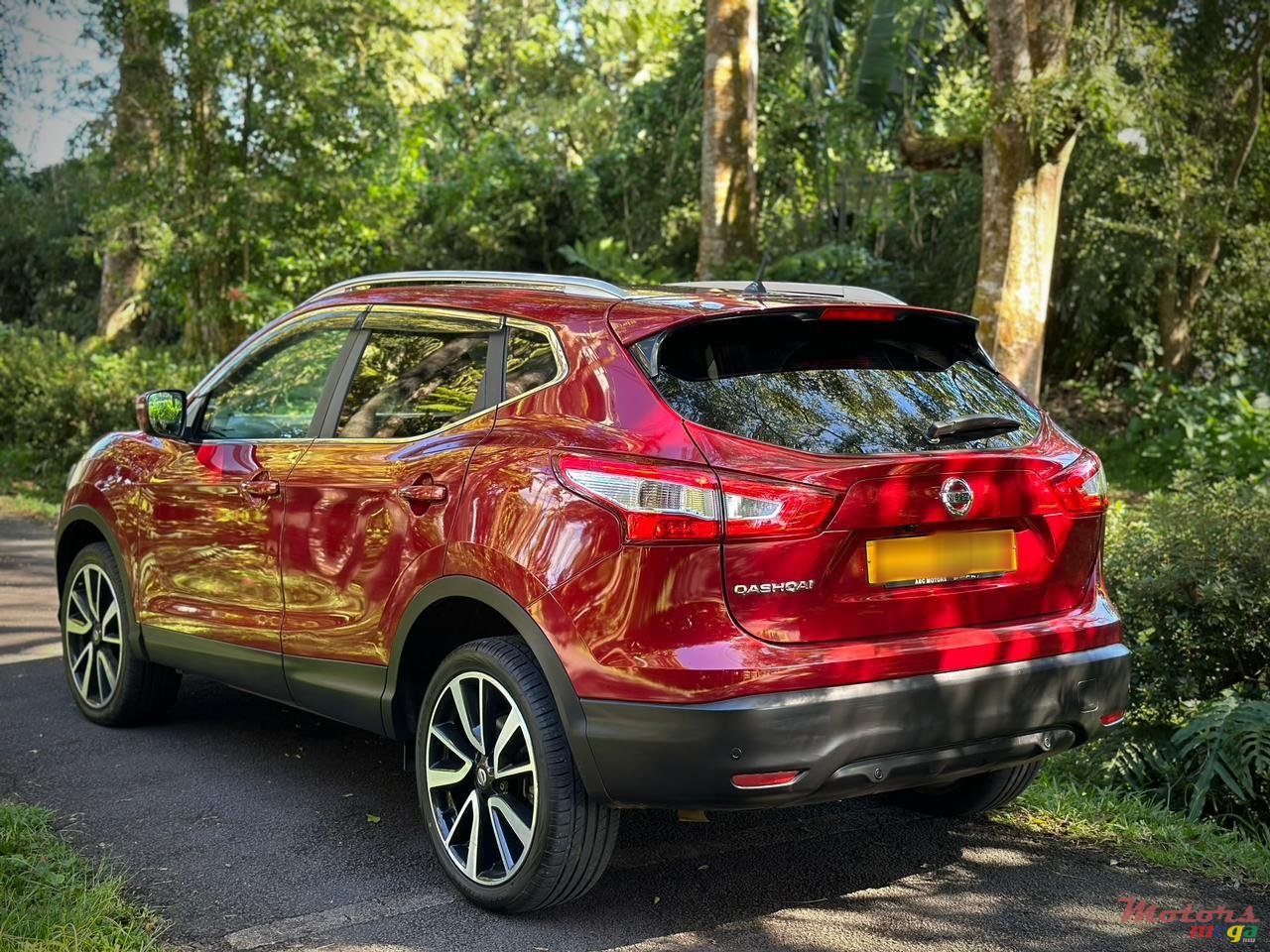 2015' Nissan Qashqai 1.6 Diesel photo #3