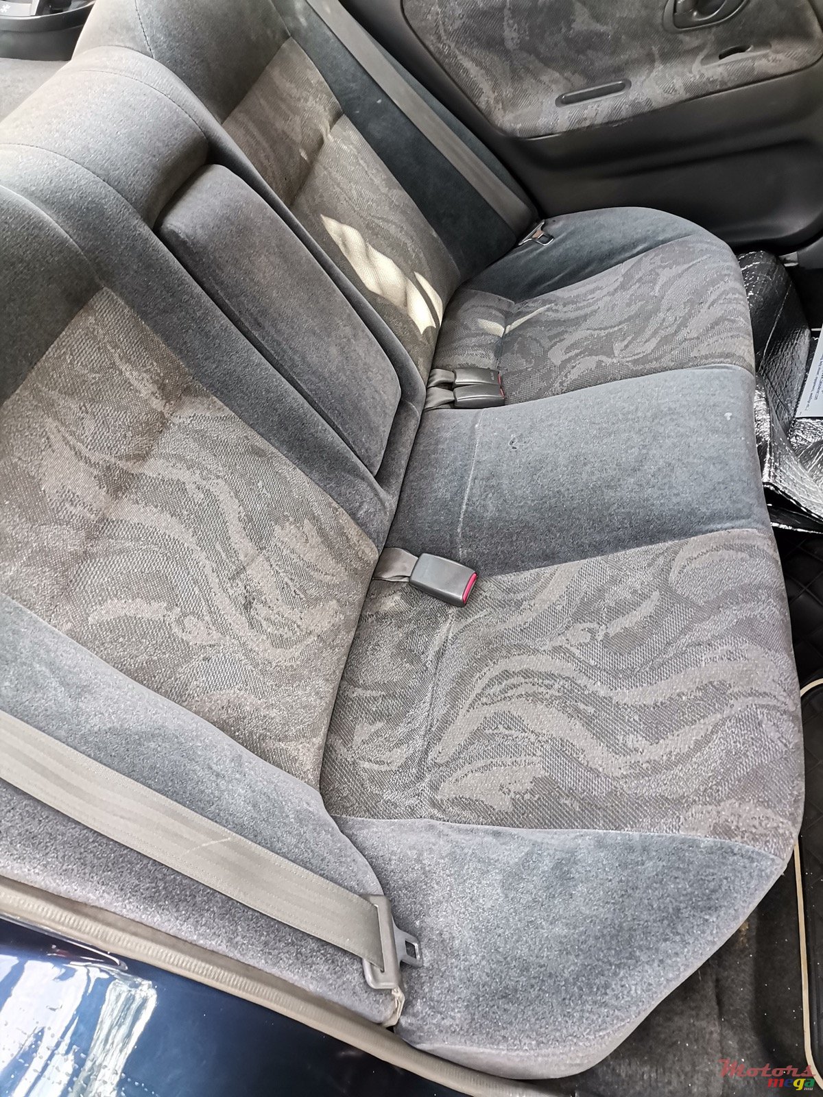 2000' Mitsubishi Lancer photo #6