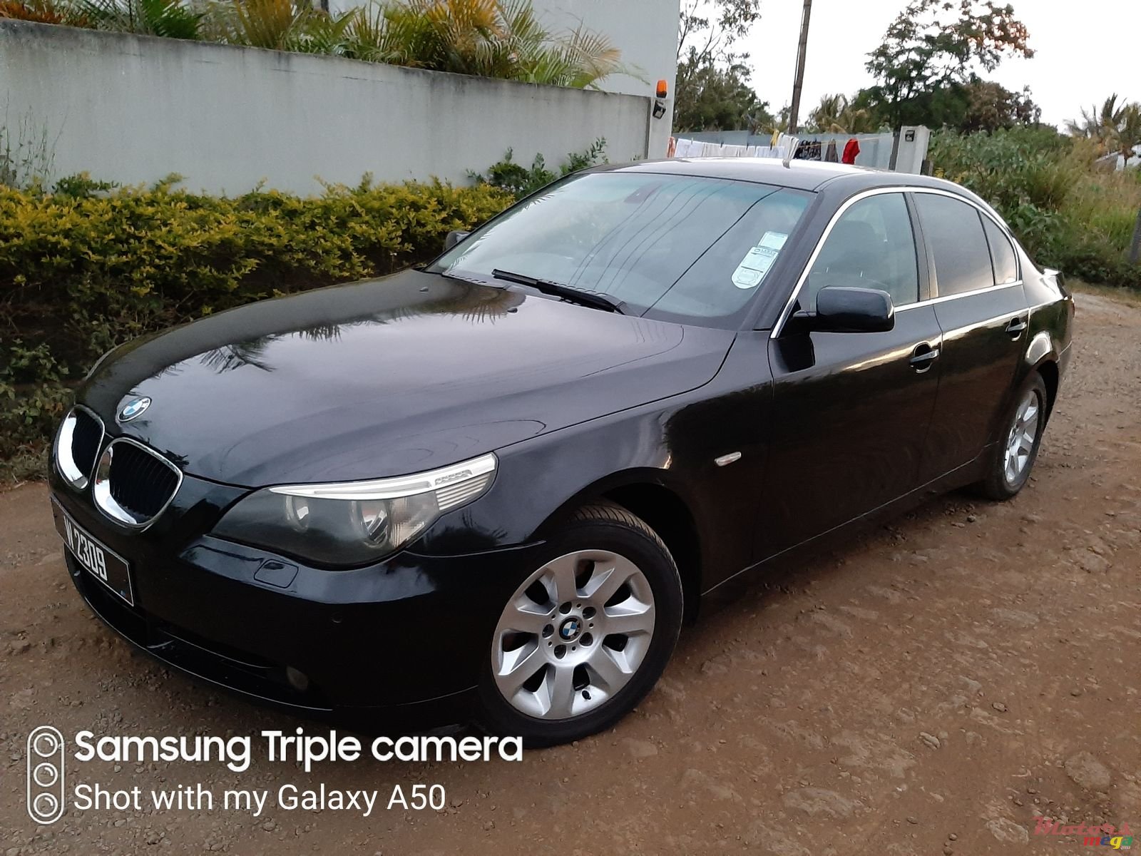 2004' BMW 525 525d photo #1