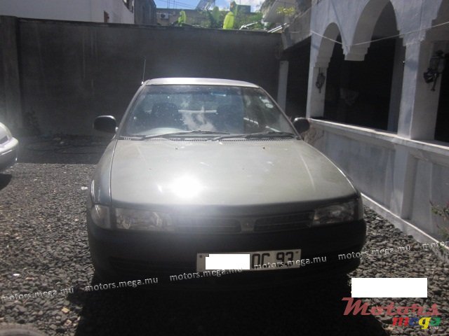 1993' Mitsubishi photo #1
