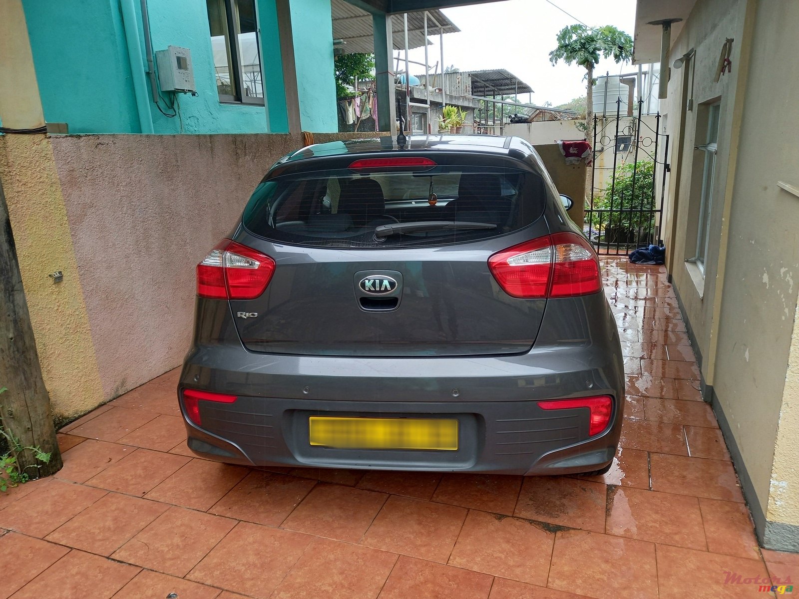 2016' Kia Rio photo #2