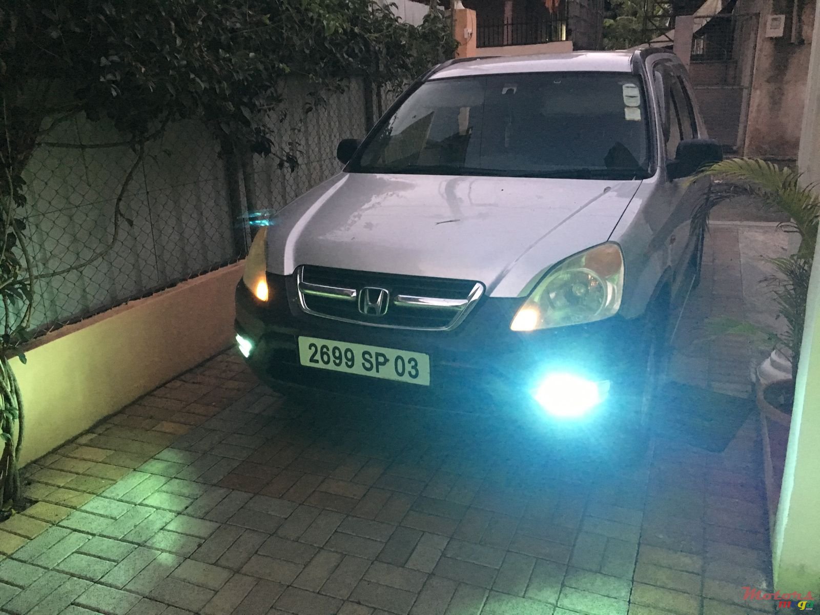 2003' Honda CR-V None photo #2