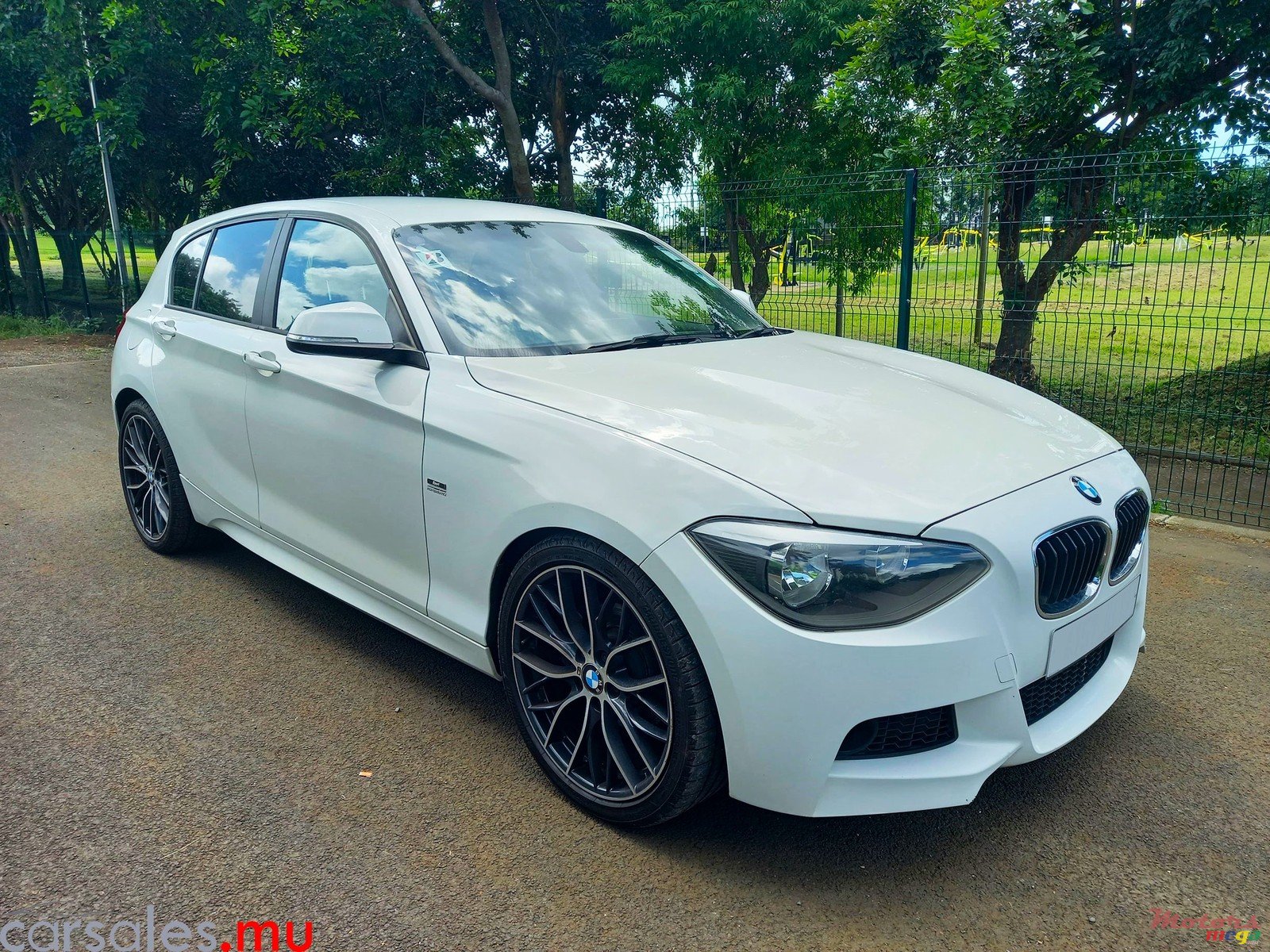 2013' BMW 118 i M Sport Line 1.6 photo #2