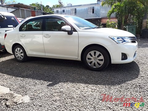 2013' Toyota Axio photo #4