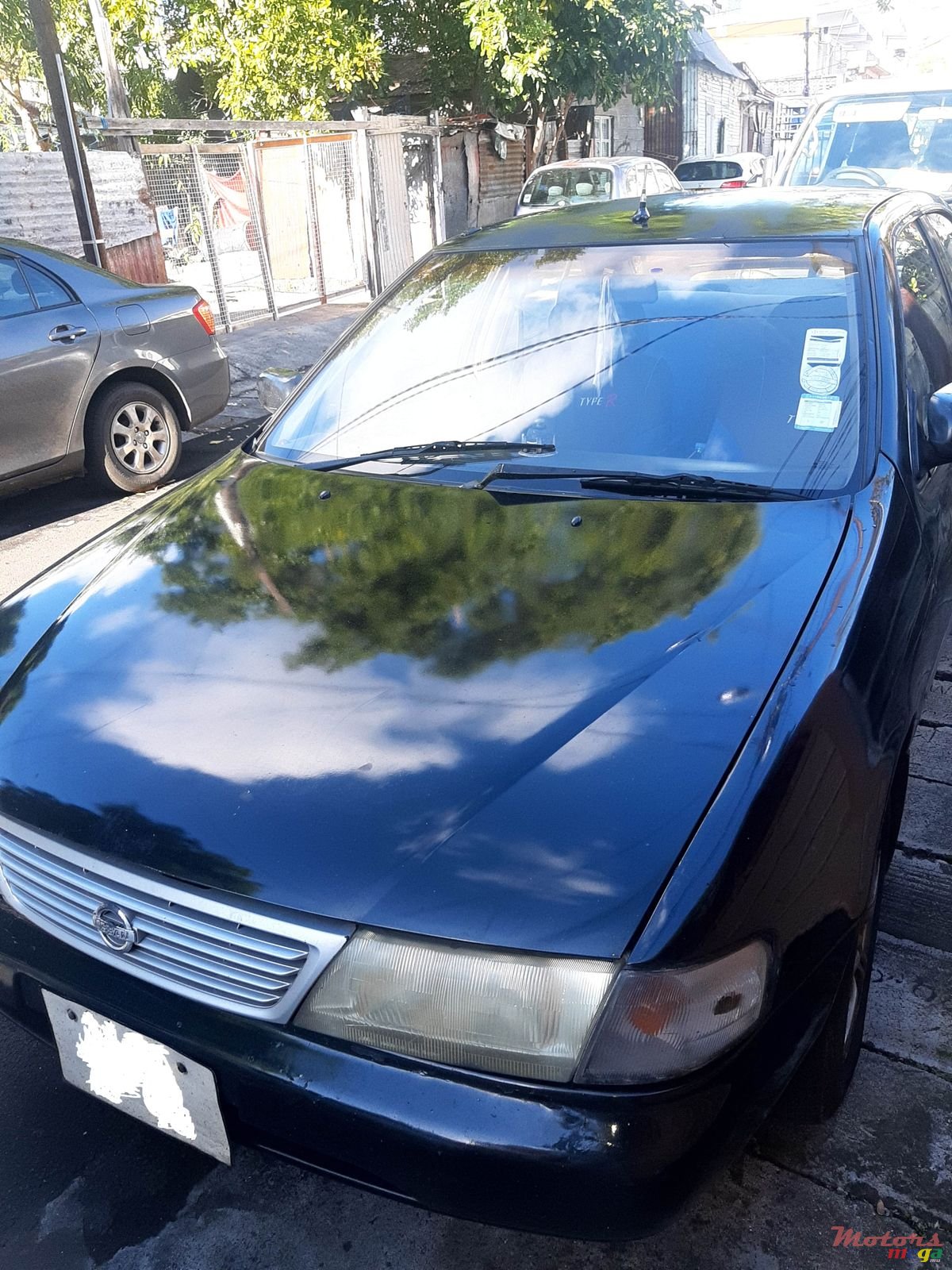 1994' Nissan Sunny photo #2