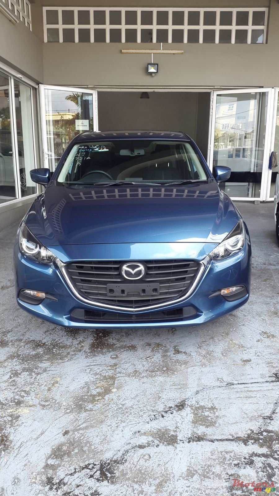 2016' Mazda 3 photo #1
