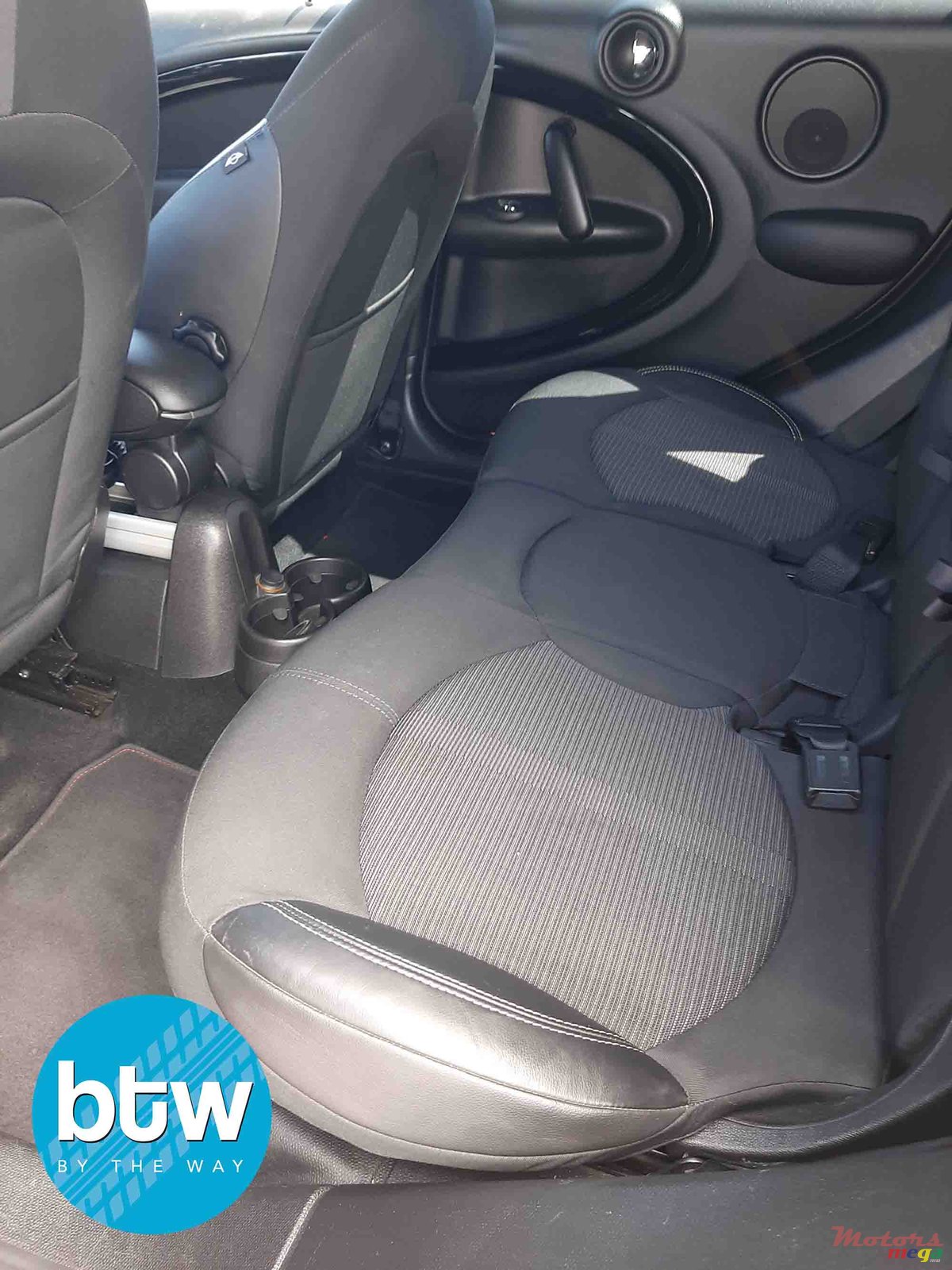 2013' MINI Cooper Countryman photo #4