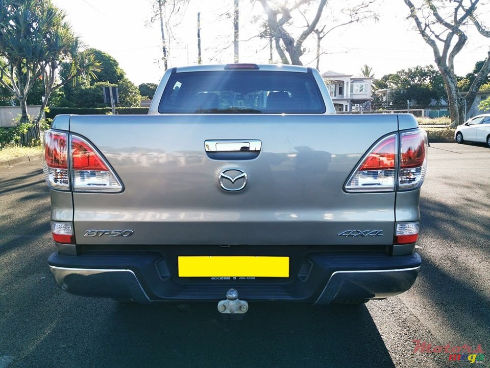 2014' Mazda BT-50 photo #3