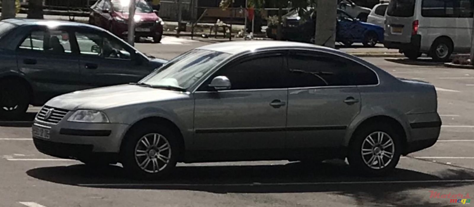 2006' Volkswagen Passat photo #4