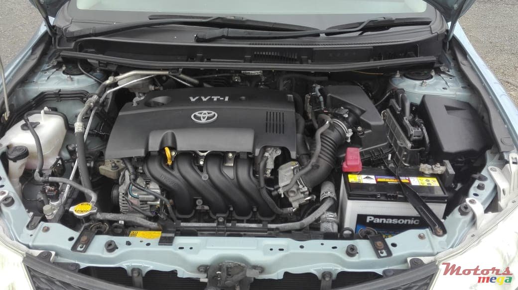 2010' Toyota Allion photo #2