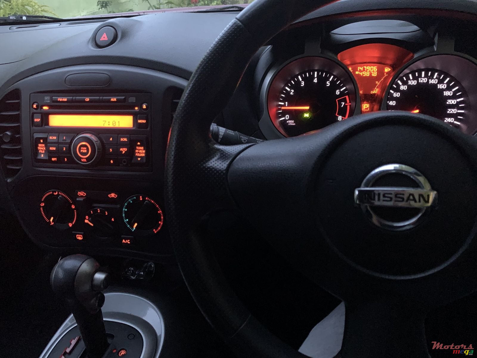 2011' Nissan Juke photo #2