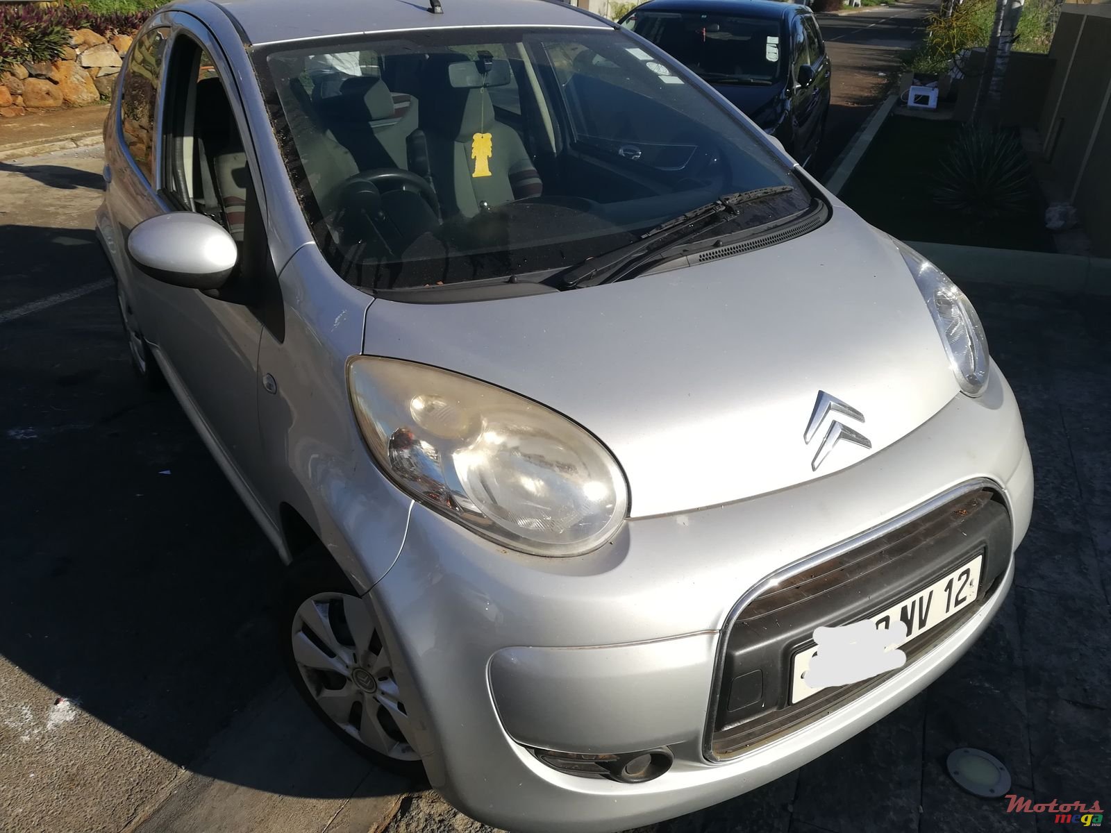 2012' Citroen C1 photo #1