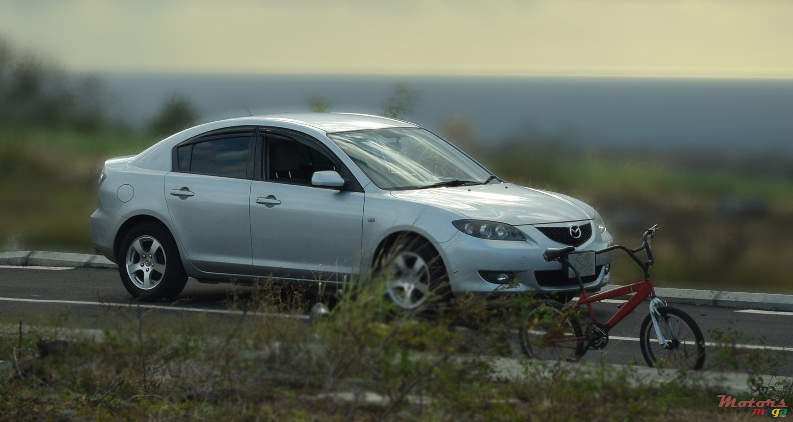 2005' Mazda photo #1