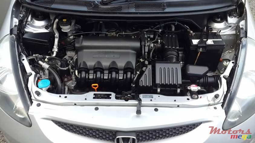 2005' Honda Fit photo #7