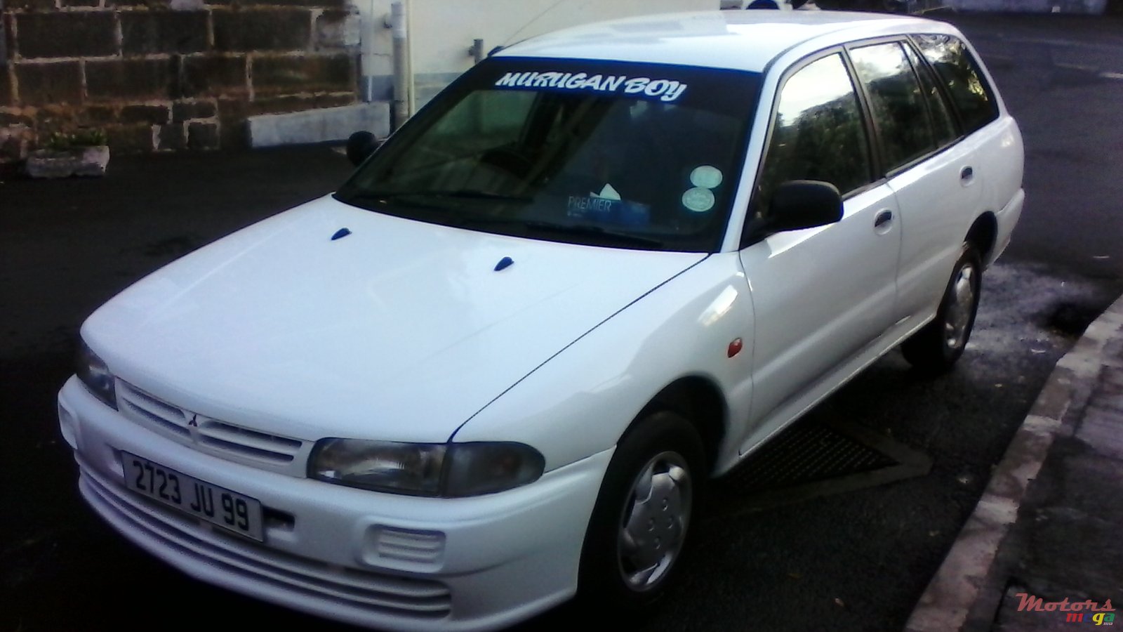 1999' Mitsubishi Lancer photo #1