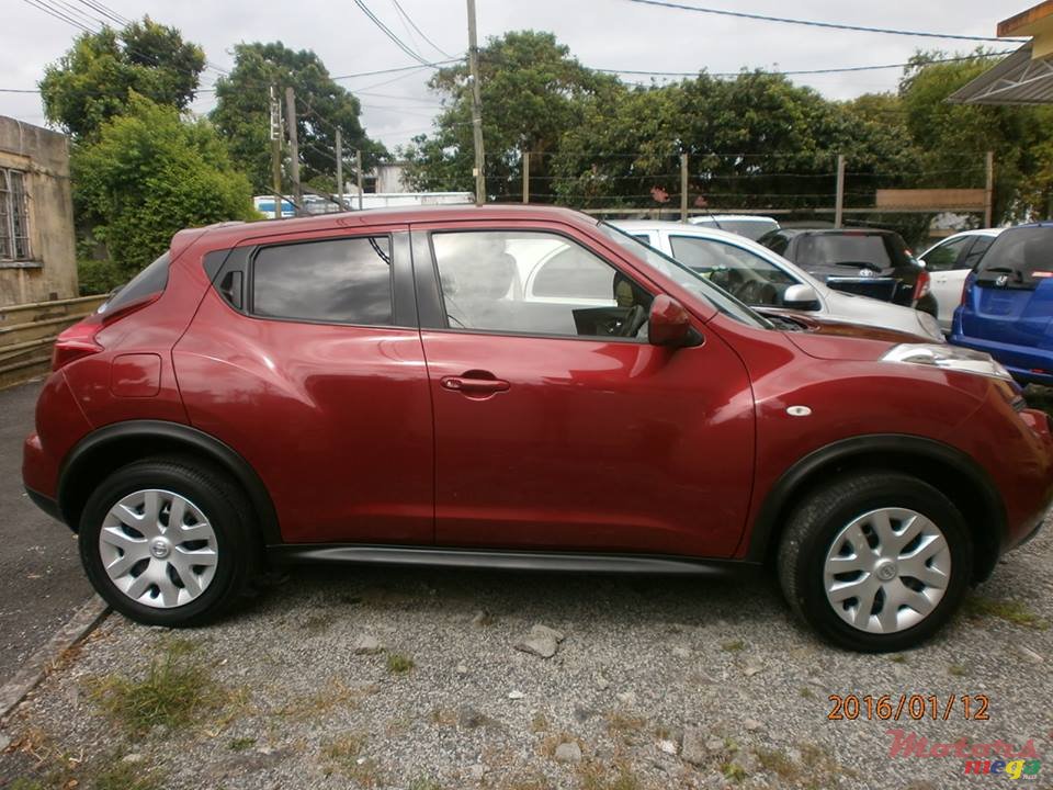 2012' Nissan Juke photo #5