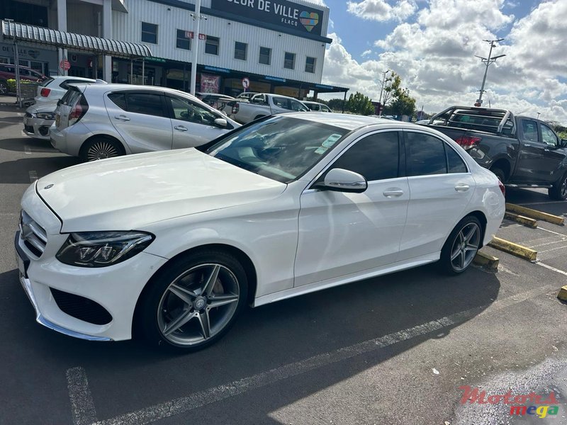 2015' Mercedes-Benz C 180 AMG pack photo #1