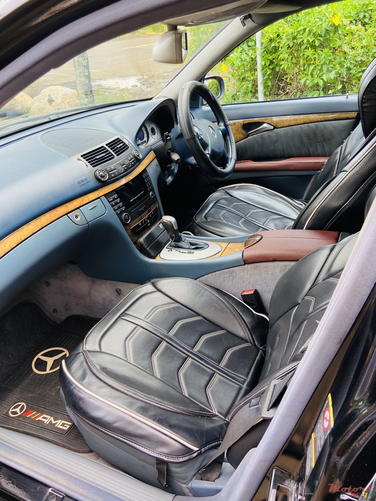 2006' Mercedes-Benz E 200 photo #3