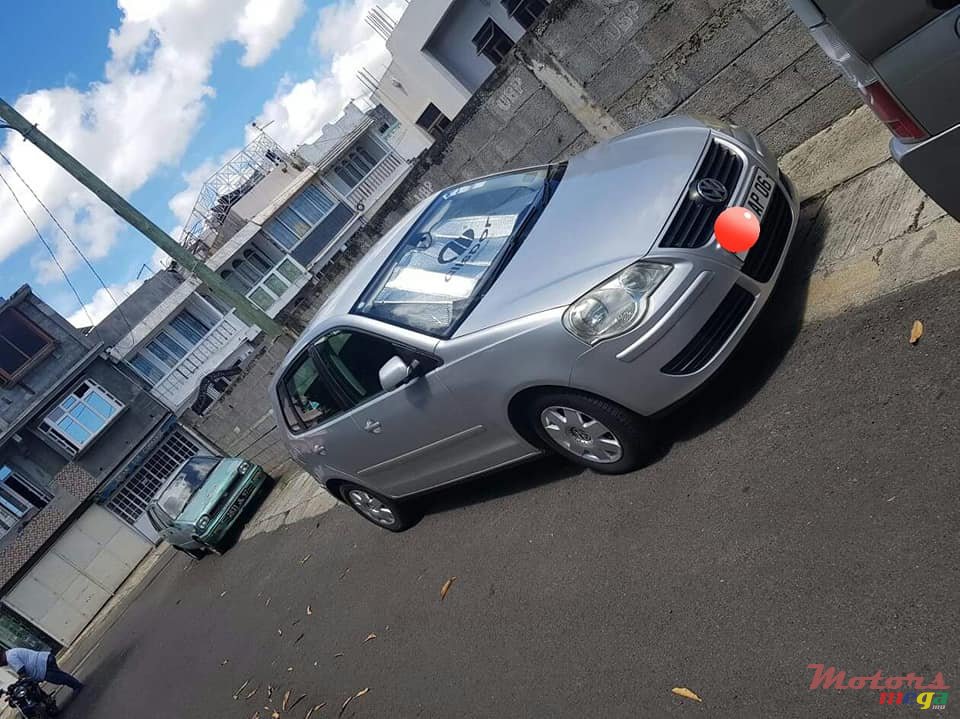 2006' Volkswagen Polo 9n6 photo #3