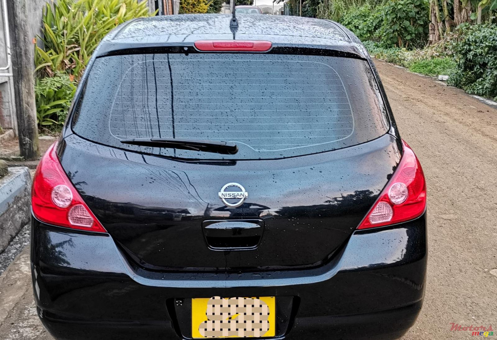 2007' Nissan Tiida photo #1