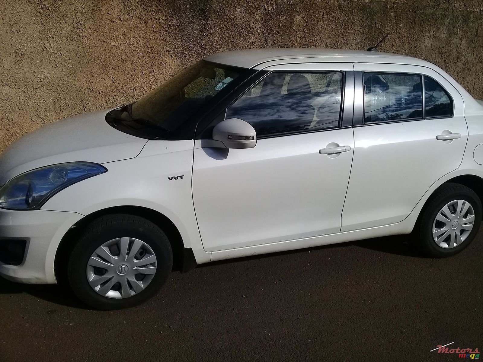 2014' Suzuki SA310 Swift swift photo #1