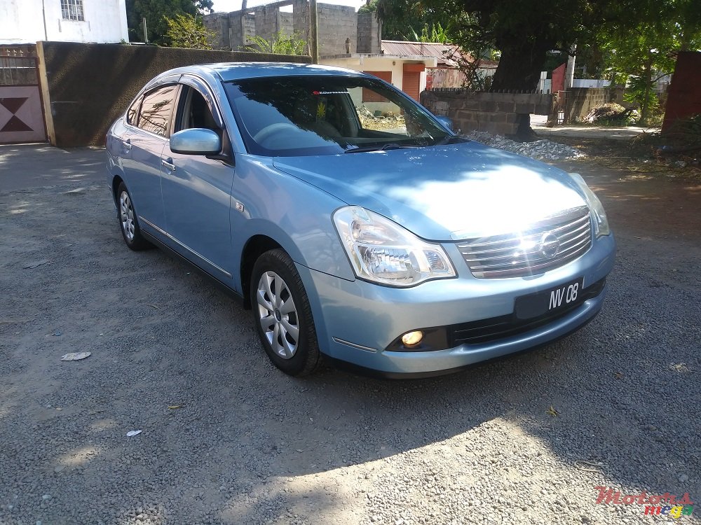 2008' Nissan Bluebird Sylphy 1.5 photo #1