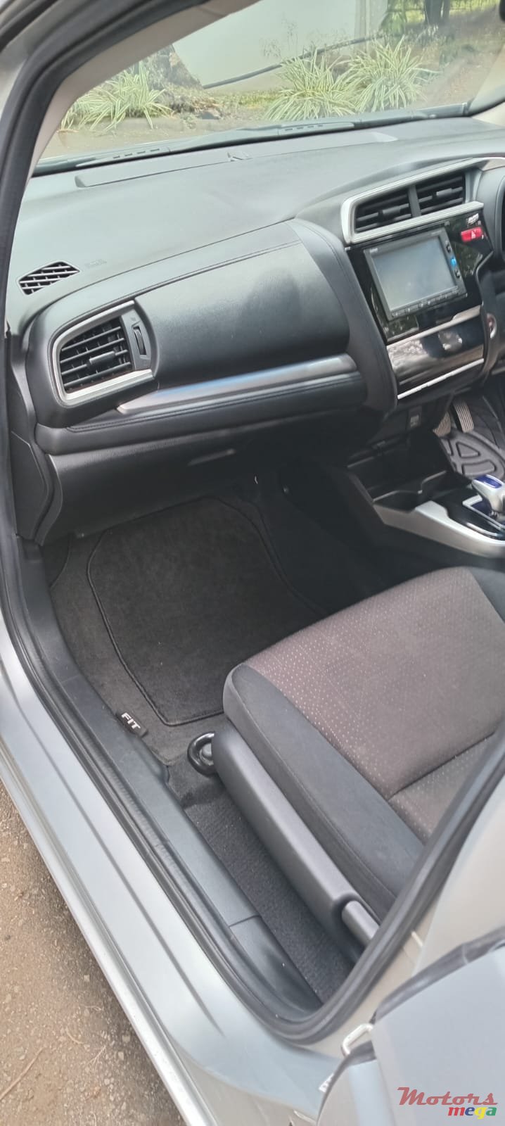 2017' Honda Fit photo #3