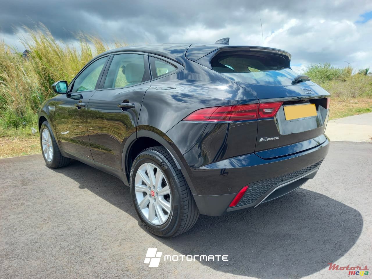 2019' Jaguar E-Pace photo #2