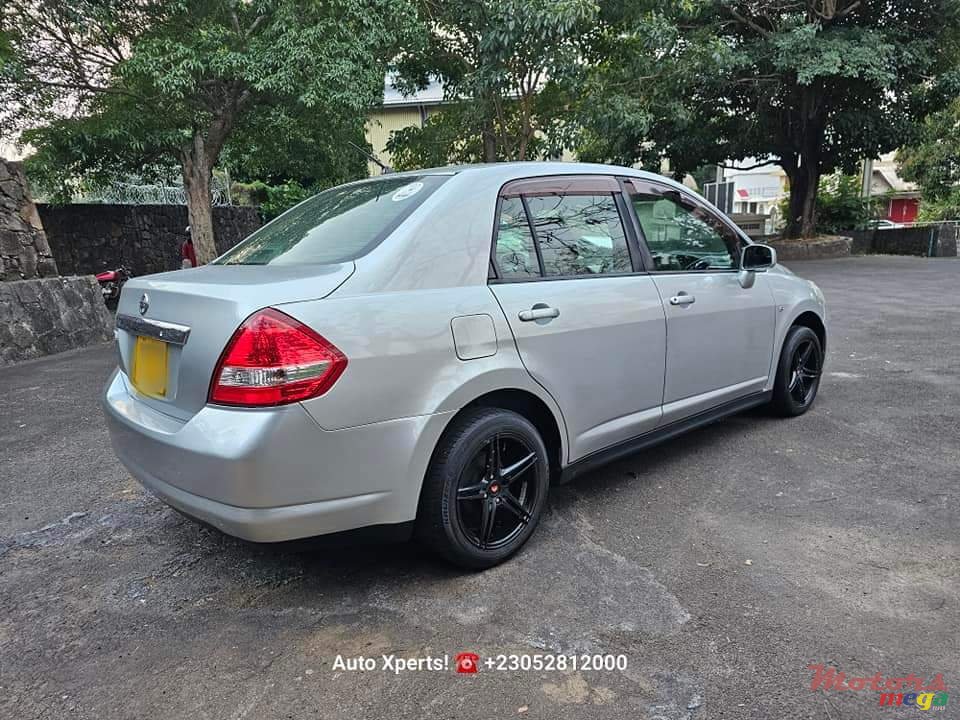 2006' Nissan Tiida photo #5