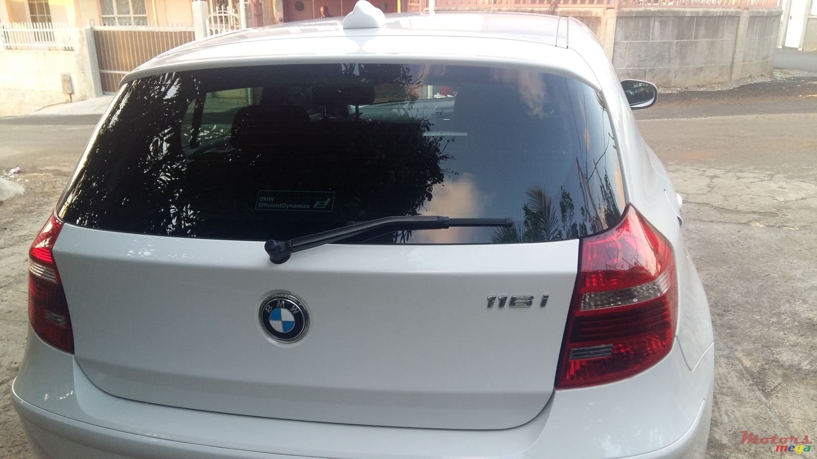 2011' BMW 116 photo #3