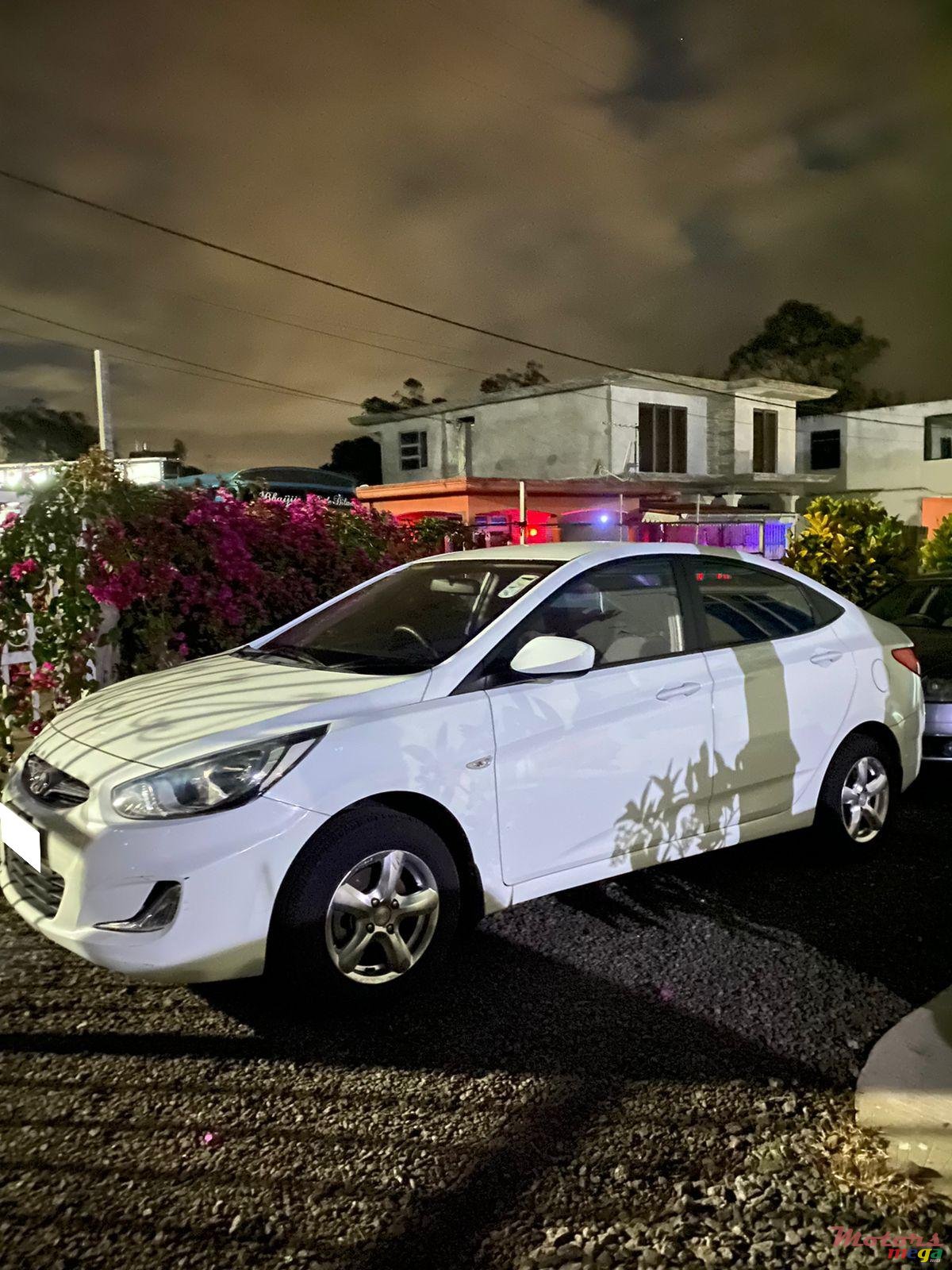 2014' Hyundai Accent photo #2