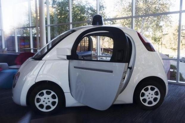 Google's Self-Driving Car Project Expands Hiring, Posts Manufacturing Jobs