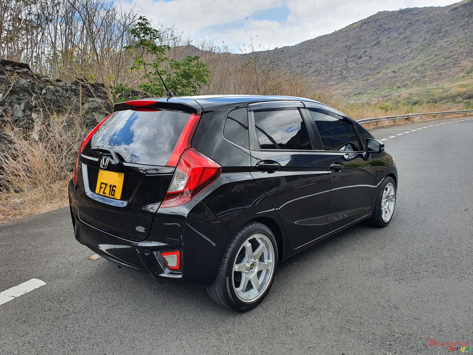 2016' Honda Fit photo #4