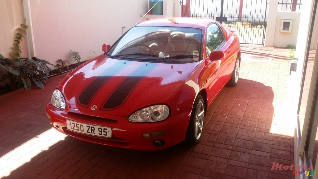 1995' Mazda MX-3 coupé sport photo #3