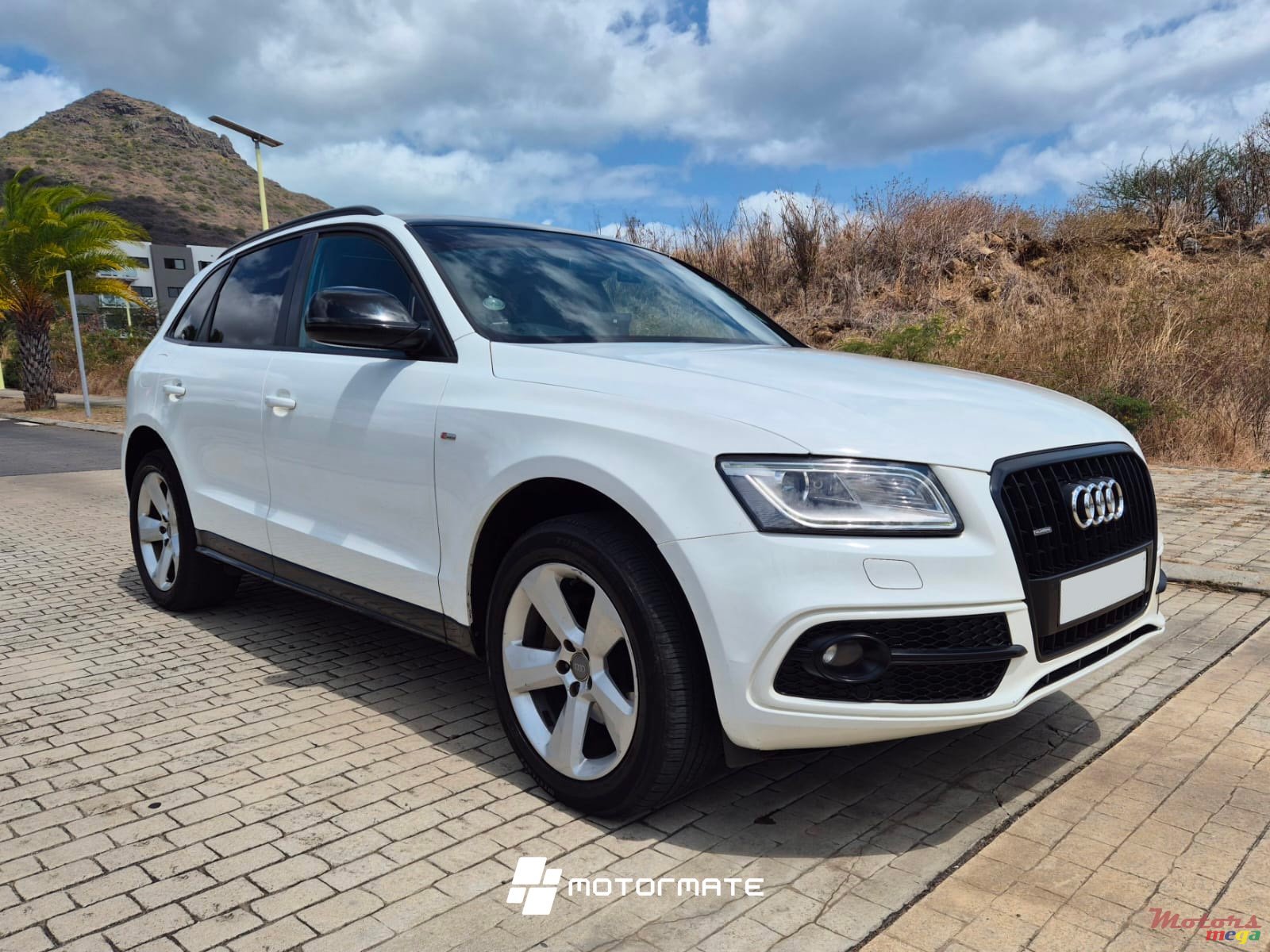 2014' Audi Q5 SLINE photo #1