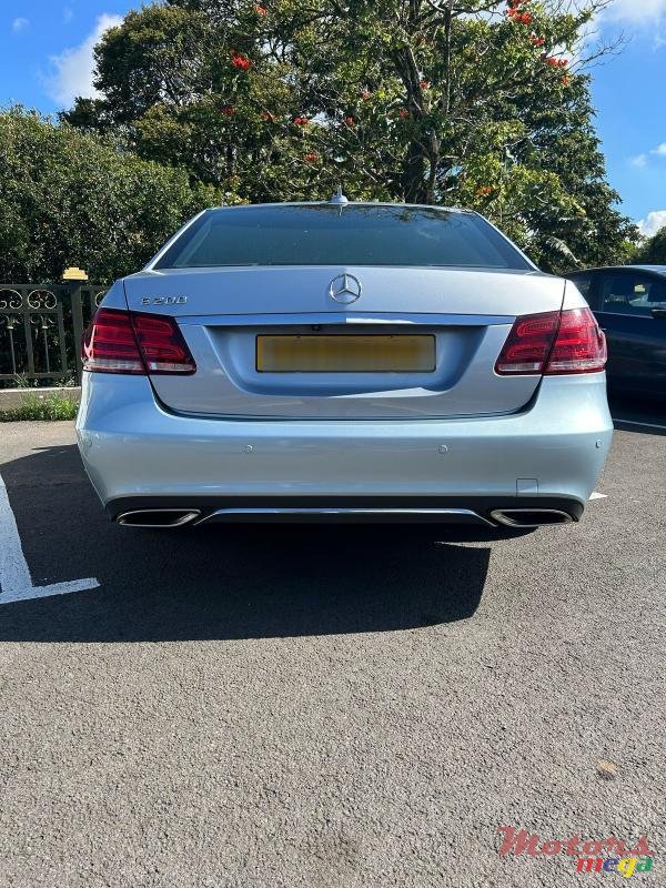 2014' Mercedes-Benz E 200 Avantgarde photo #6