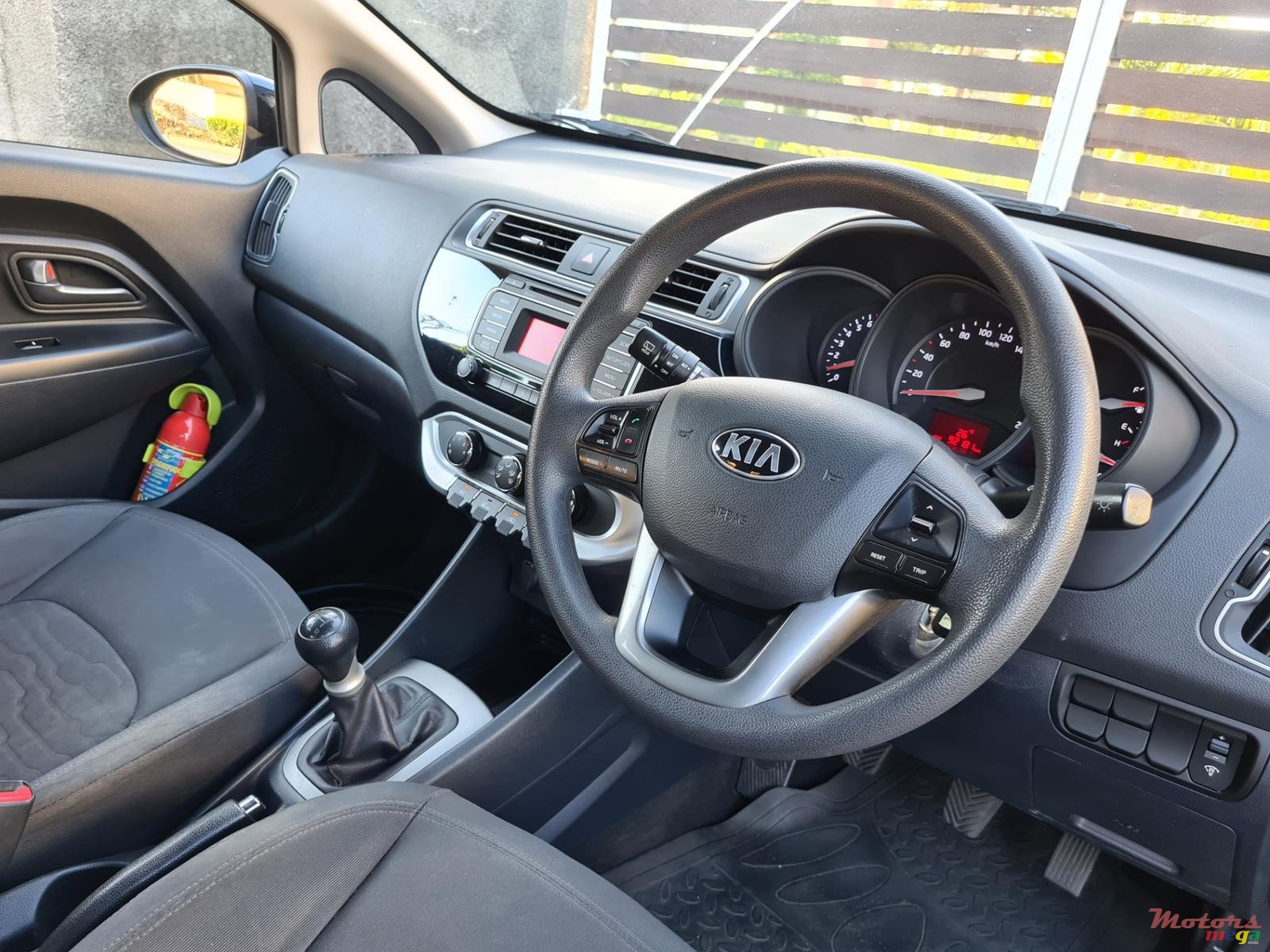 2016' Kia Rio Hatchback photo #6