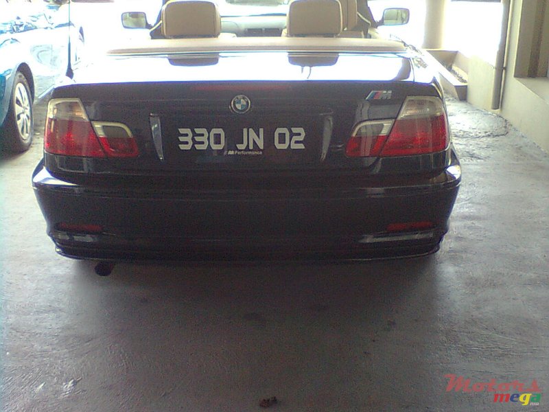 2002' BMW 3 Series Convertible photo #4