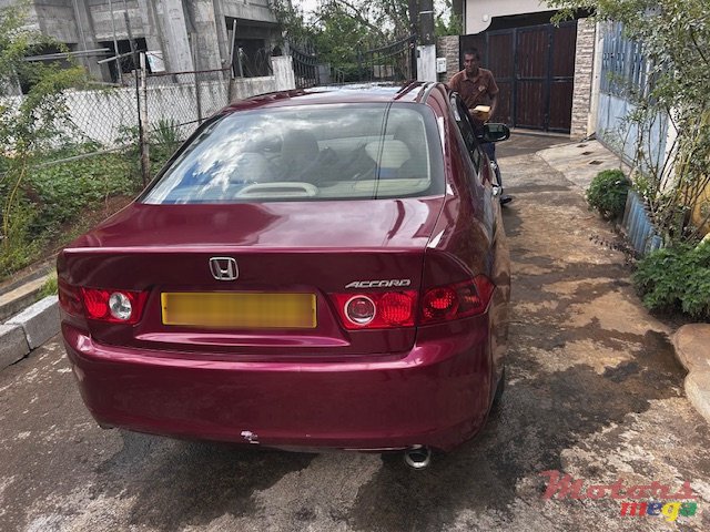 2005' Honda Accord photo #1