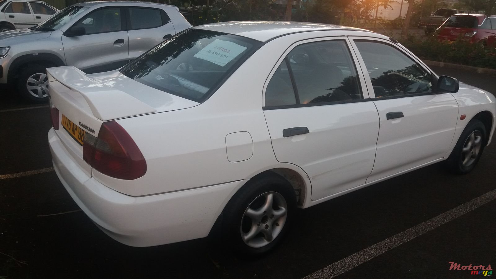 1998' Mitsubishi Lancer photo #4