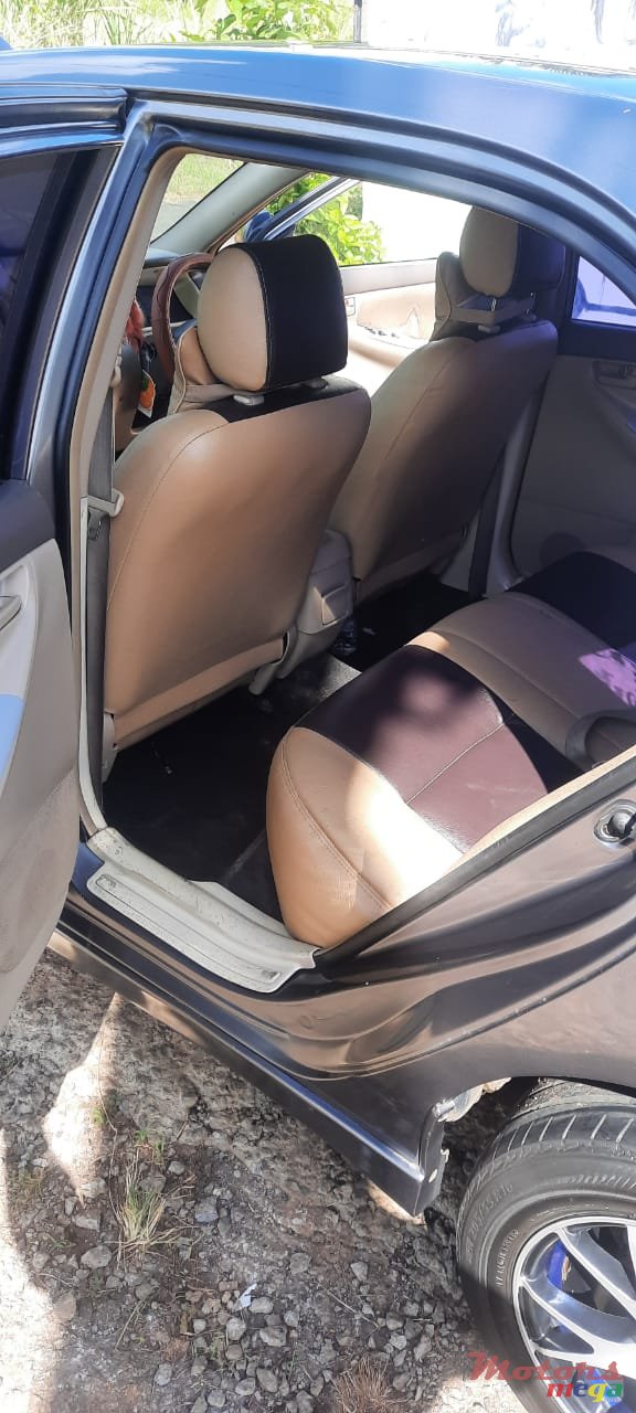 2002' Toyota Corolla Nze121 photo #7