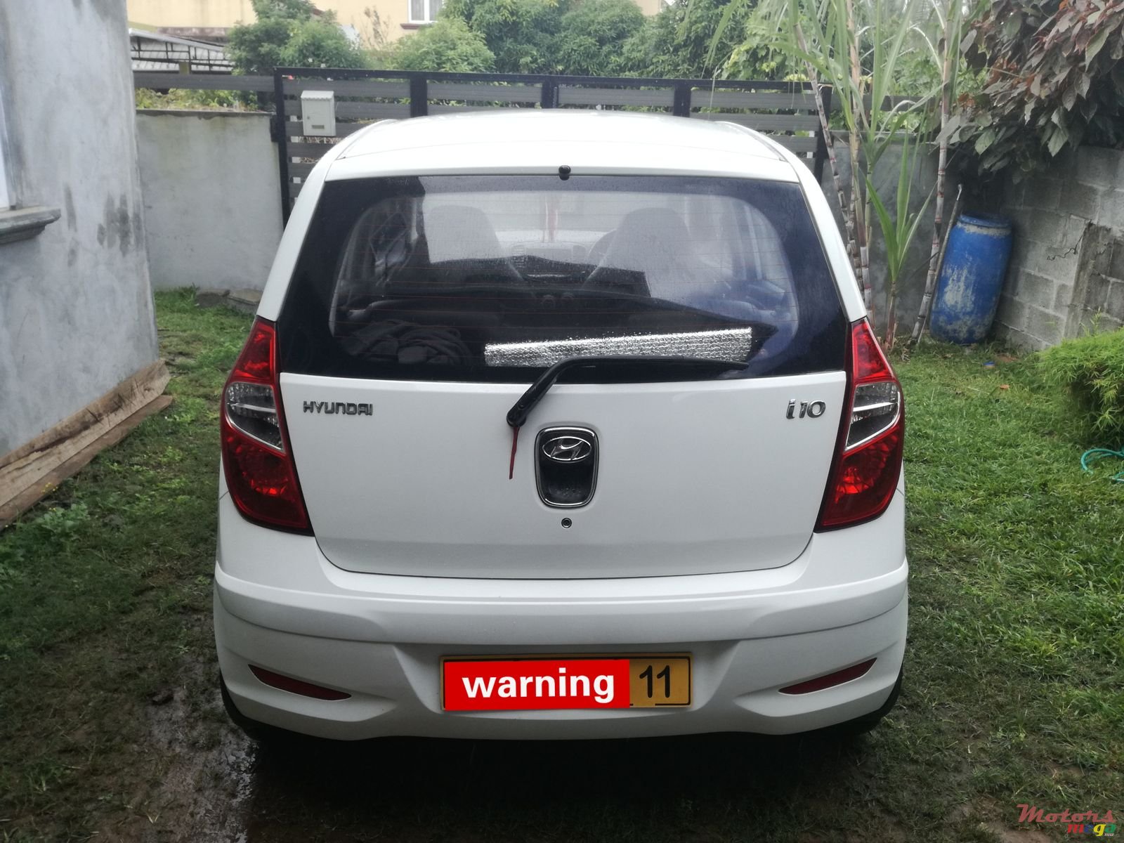 2011' Hyundai i10 1.0 photo #2