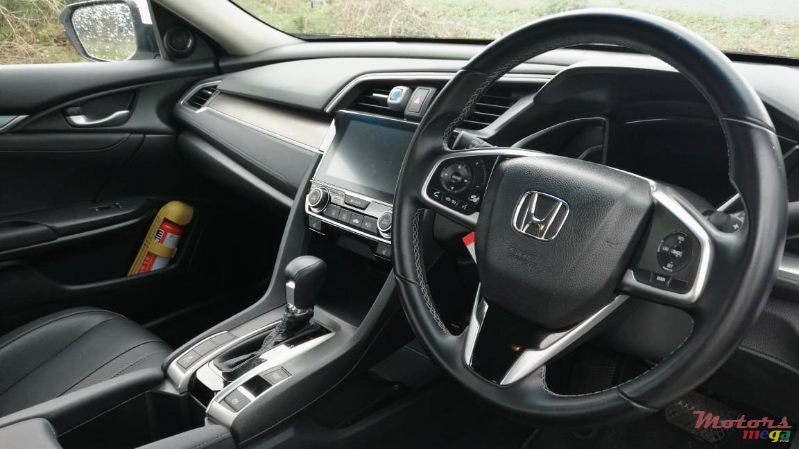 2018' Honda Civic photo #4