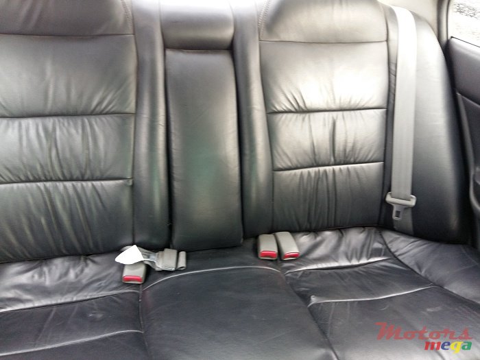 2005' Mitsubishi Galant photo #3