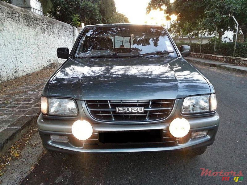 2001' Isuzu KB Series (CALL 54227164) photo #2