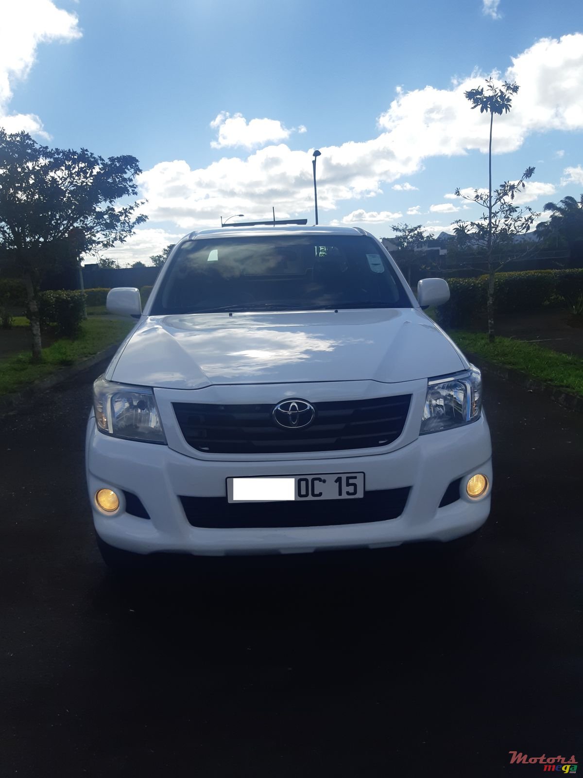 2015' Toyota Hilux 2x4 2.5 turbo photo #1