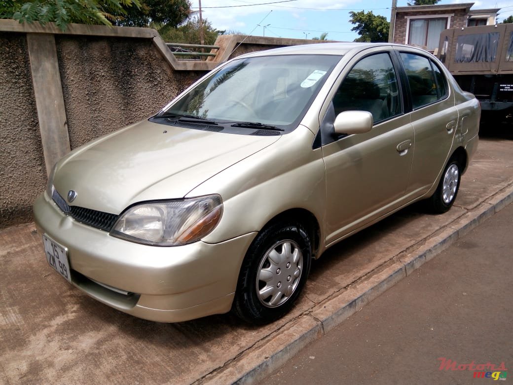 1999&#x27; Toyota Platz photo #6
