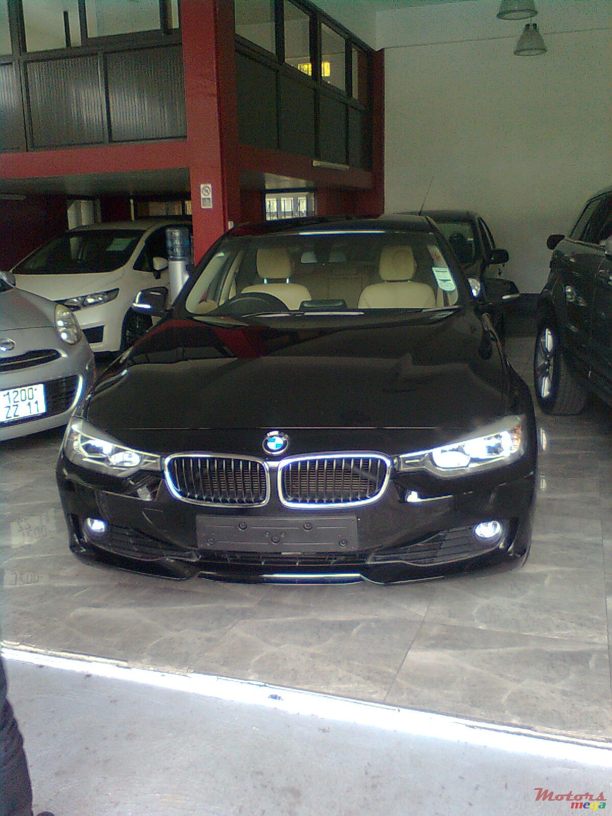 2012' BMW 3 Series photo #1