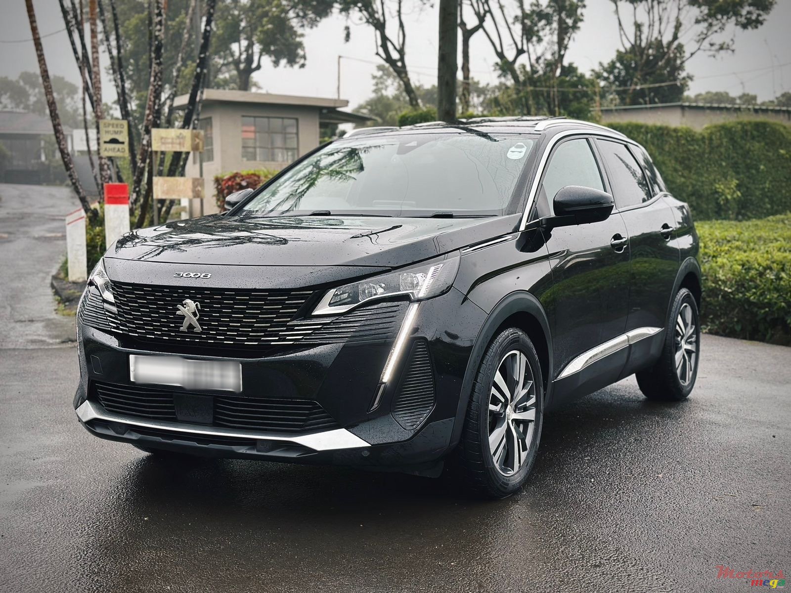 2021' Peugeot 3008 Allure 1.6 Turbo photo #1